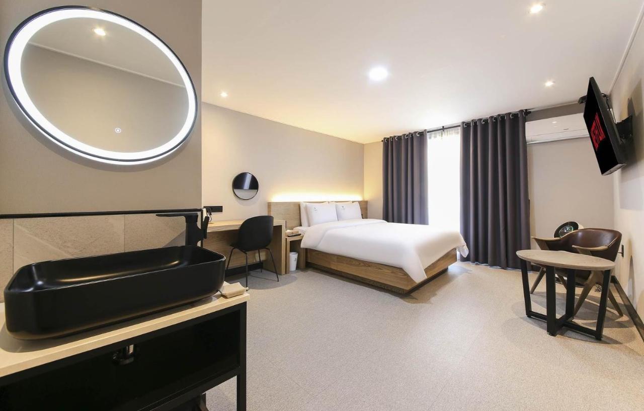 Labe Hotel Jeonju Extérieur photo