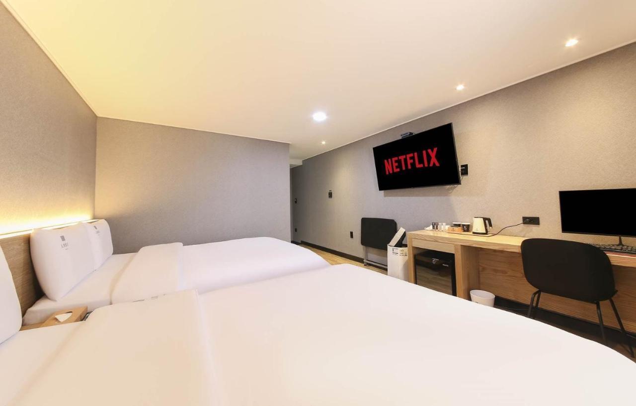 Labe Hotel Jeonju Extérieur photo